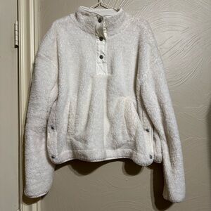 Women’s White Sherpa-Like Fleece Pullover with Snap-Button Neckline